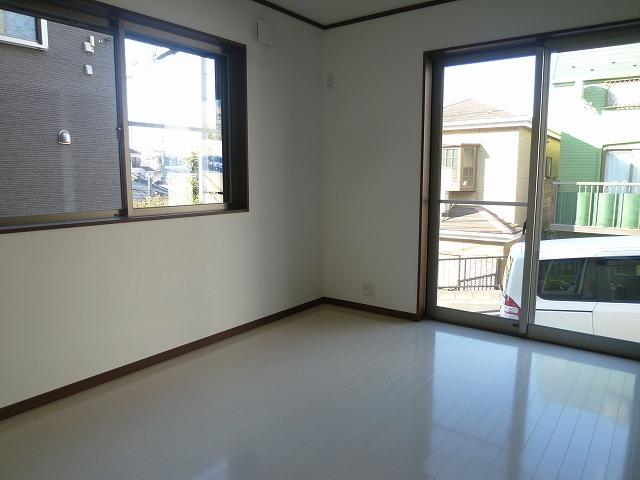 Non-living room. Building 2 Indoor (November 21, 2013) Shooting