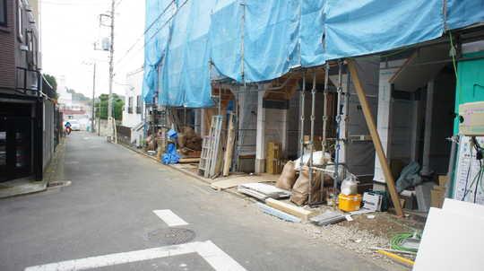 Local photos, including front road. Local Photos