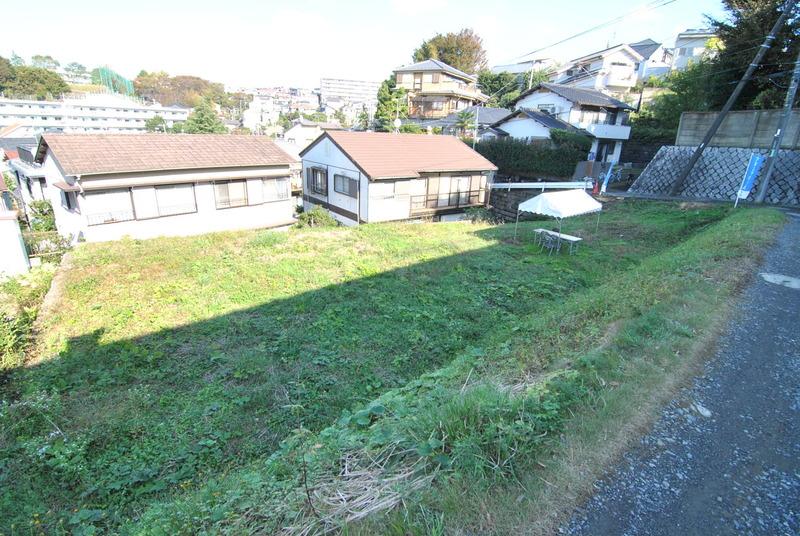 Local land photo. Local (12 May 2013) Shooting