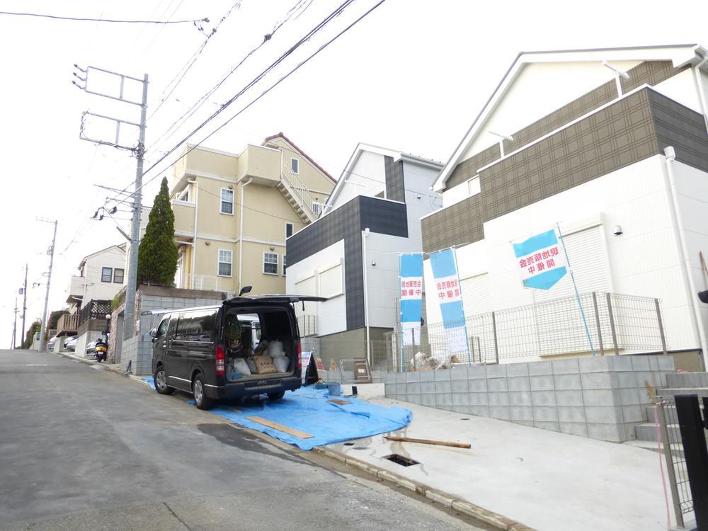 Local photos, including front road. Panoramic view Local (December 9, 2013) Shooting