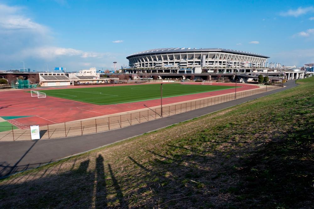 Other Environmental Photo. Shin-Yokohama Park ・ 1700m to Nissan Stadium