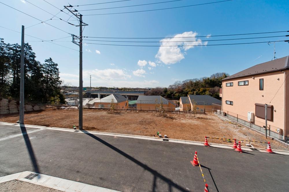 Sale already cityscape photo. Sale already the city average