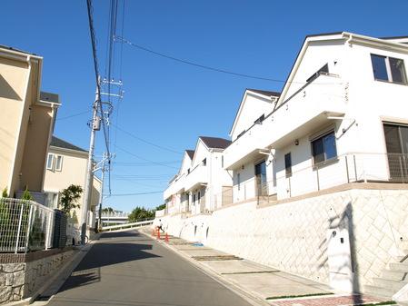 Sale already cityscape photo. Sale already the city average