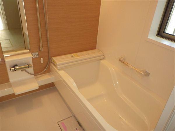 Bathroom. Building 2 bathroom