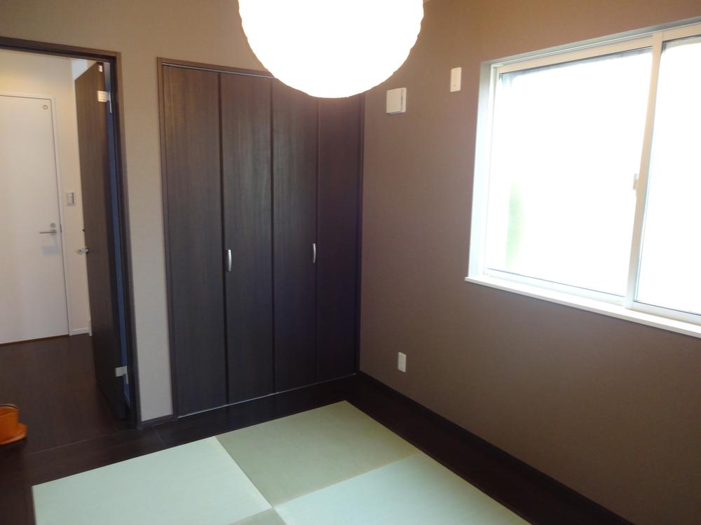 Non-living room. Indoor (05 May 2013) Shooting