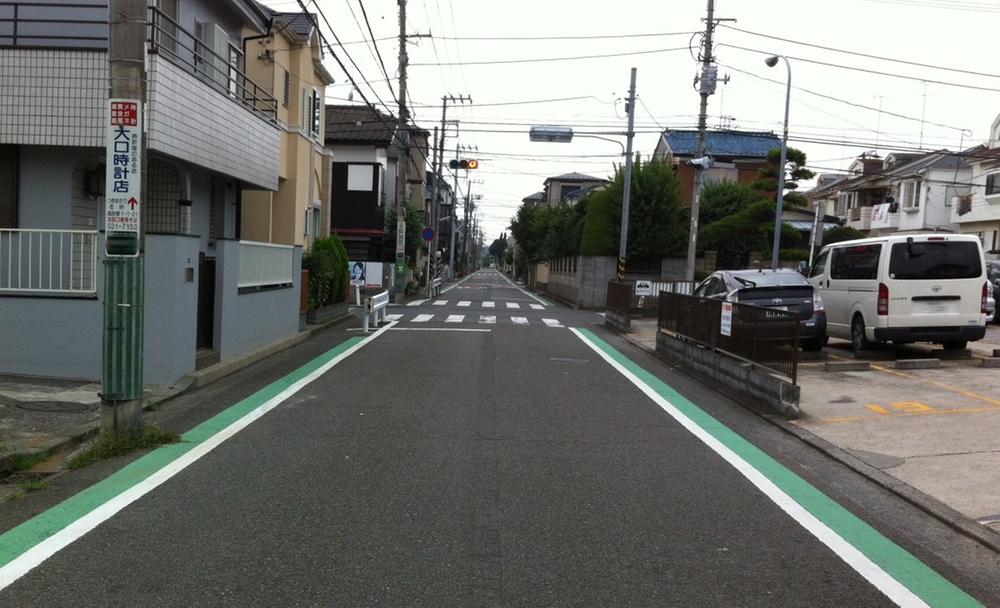 Local photos, including front road. Local (July 2013) Shooting