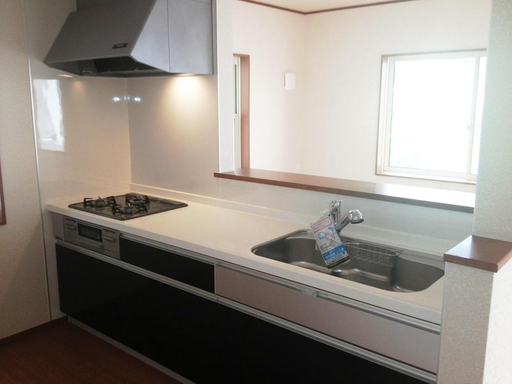 Same specifications photo (kitchen). Same specifications