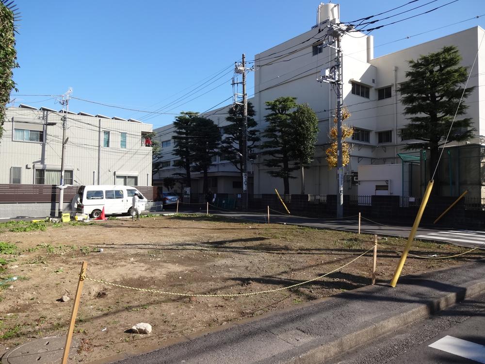 Local land photo. Local (12 May 2013) Shooting