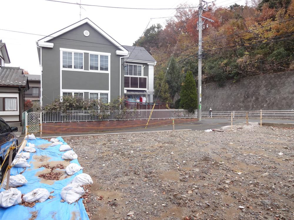 Local land photo. Local (12 May 2013) Shooting