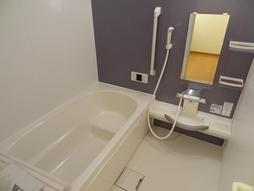 Bathroom. Bathroom (B Building)