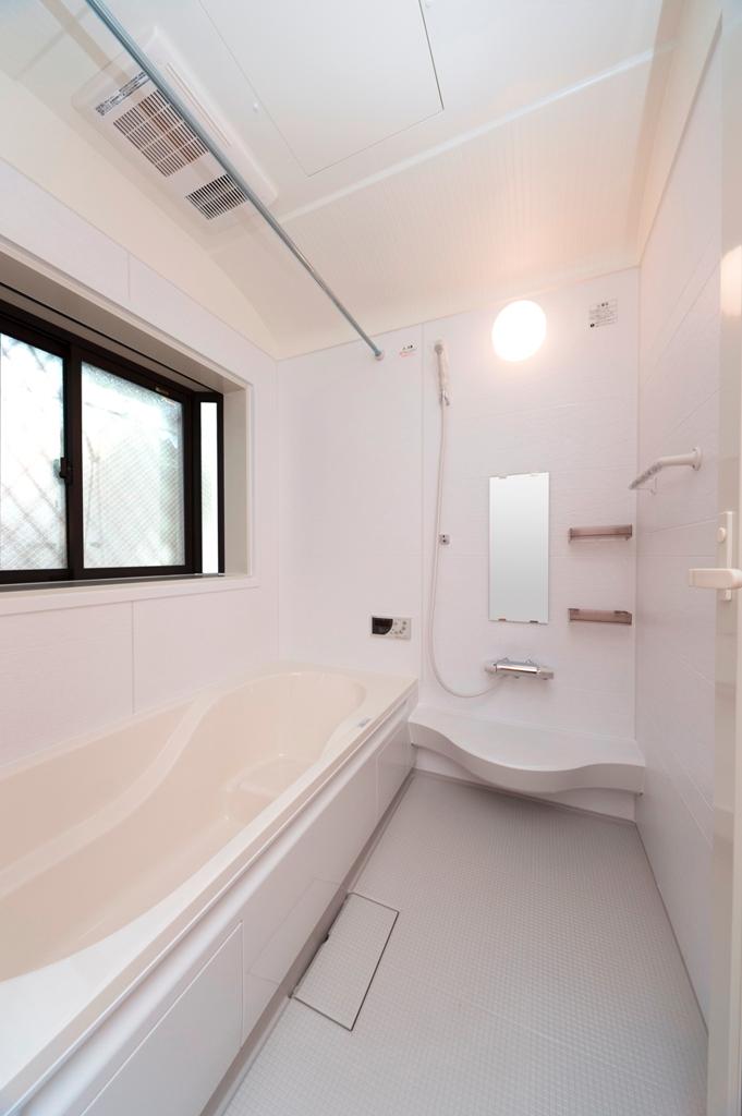 Bathroom. Spacious bathroom of 1 pyeong type.