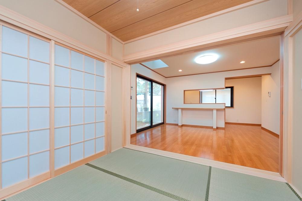 Living. Tokyu Toyoko Line "Hiyoshi" station walk 5 minutes. Tokyo Convenient commute to Yokohama. Living environment there is room in a quiet residential area near the train station