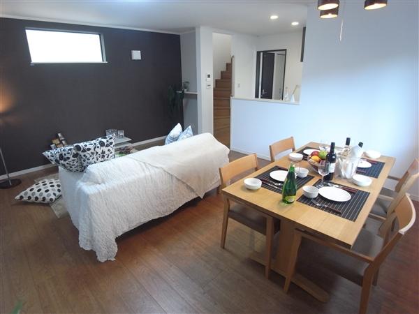 Living. Living 2013 / 10 shooting