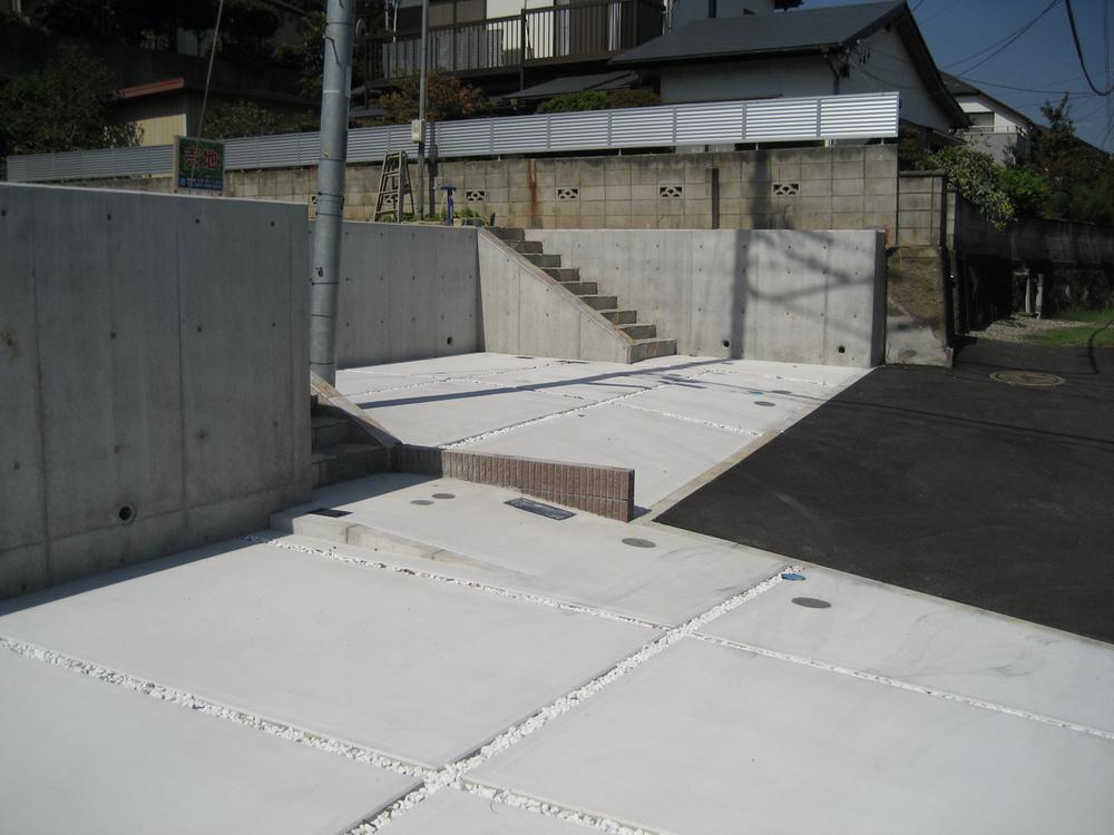 Local photos, including front road. Local (September 2013) Shooting