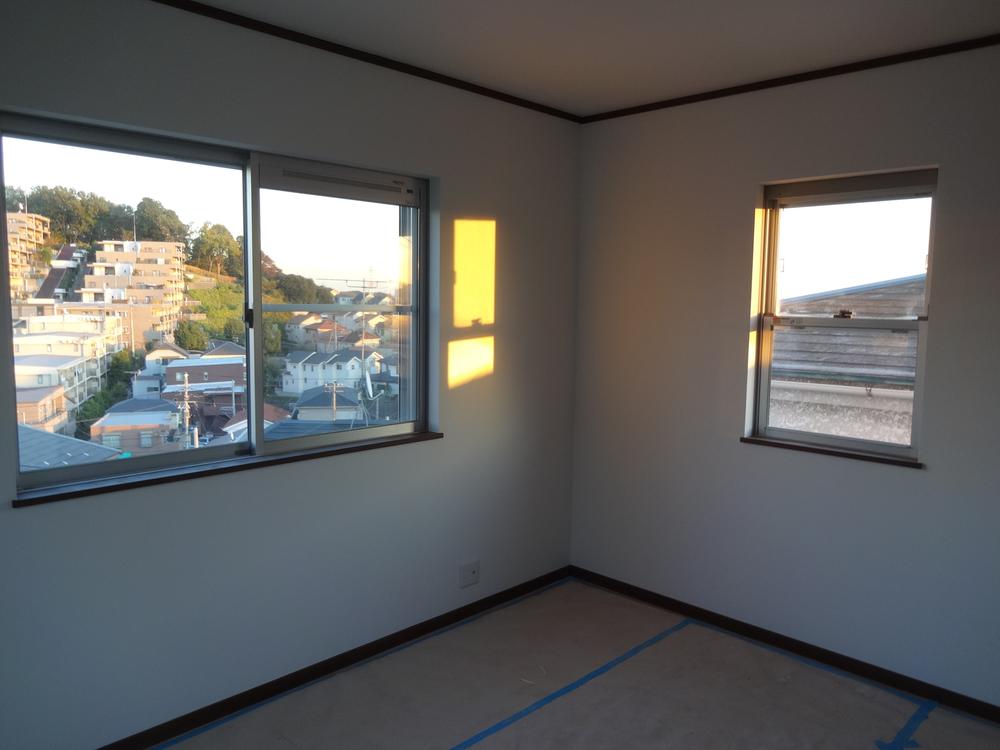 Non-living room. Indoor (11 May 2013) Shooting