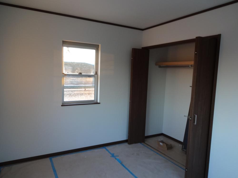 Non-living room. Indoor (11 May 2013) Shooting