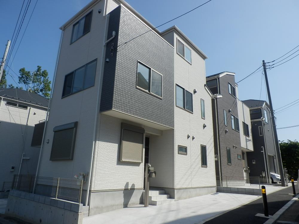 Same specifications photos (appearance). The company specification example Exterior Photos