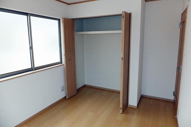 Receipt. L Building Indoor (November 25, 2013) Shooting