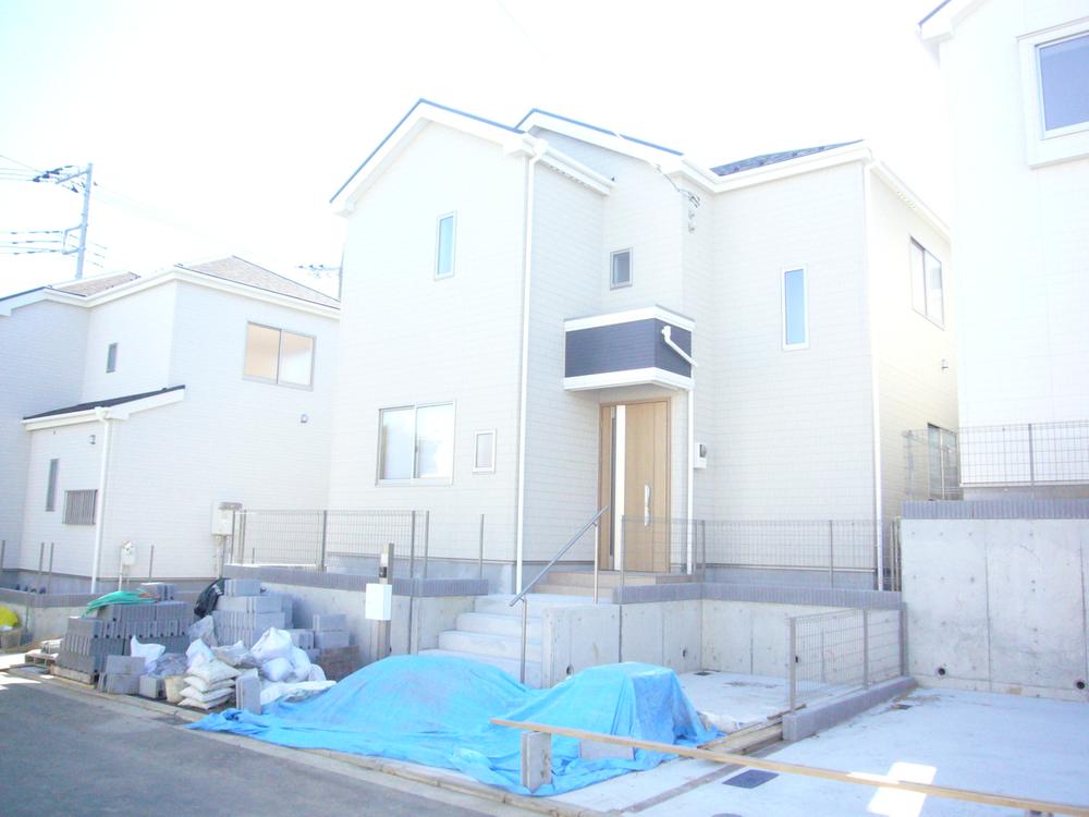 Local appearance photo. I Building Local (November 29, 2013 shooting)