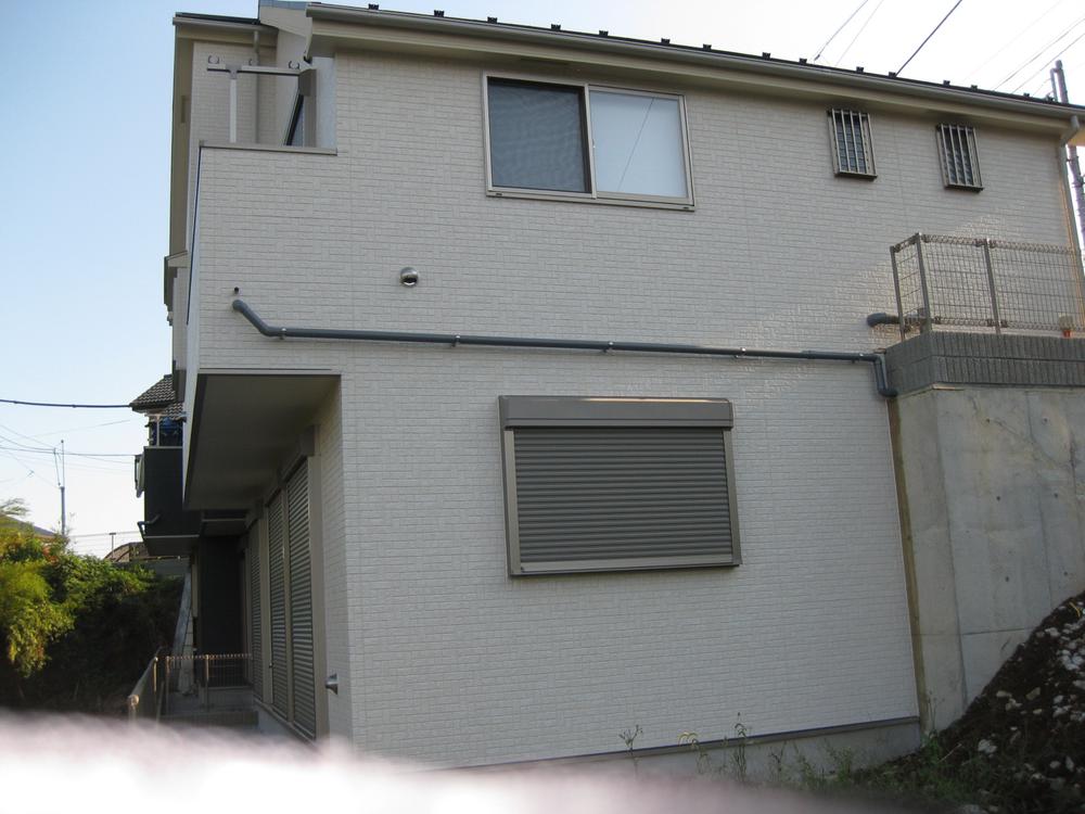 Local appearance photo. Local shooting