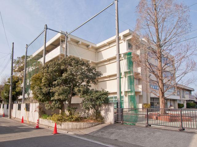 Primary school. Yokohama Municipal Shin'yoshida 1000m to the second elementary school