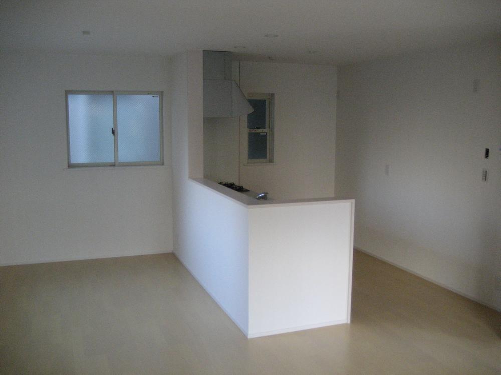 Kitchen. Indoor (12 May 2013) Shooting