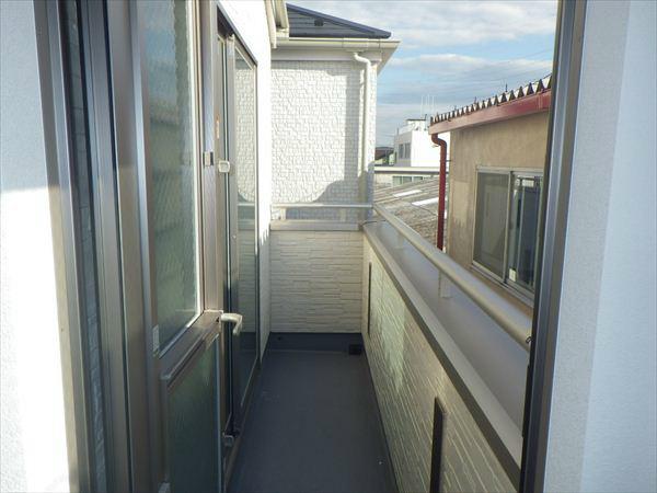 Other local. Balcony