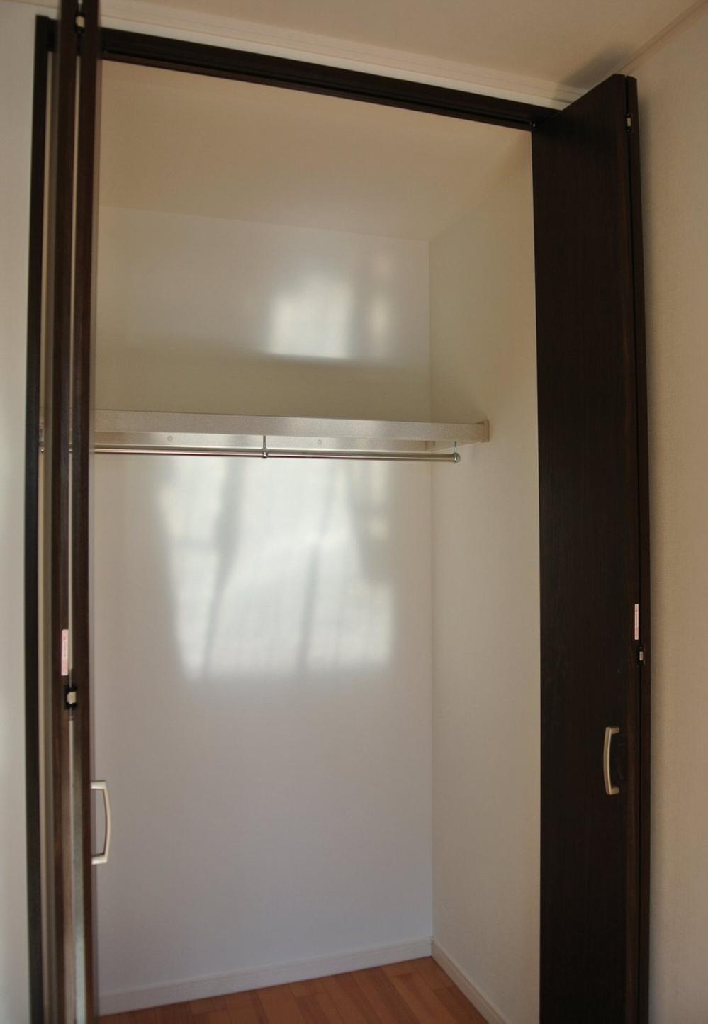 Receipt. Storage abundant closet