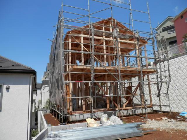 Local appearance photo. Local (August 2013) Shooting 1 Building