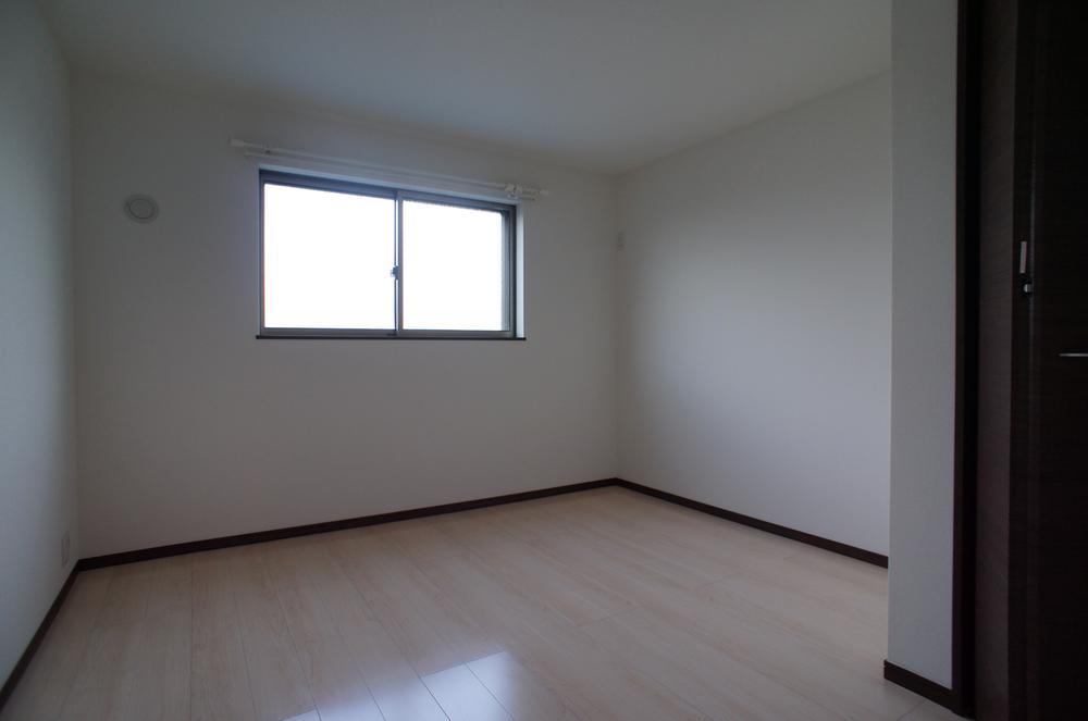 Non-living room. It is the first floor of the living room