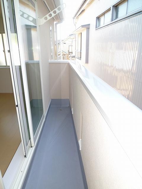 Balcony. (December 15, 2013) Shooting