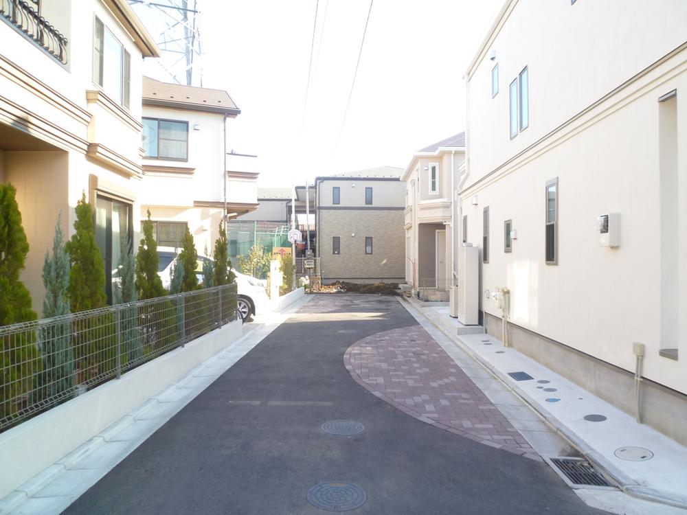 Local photos, including front road. The entire road (December 15, 2013) Shooting