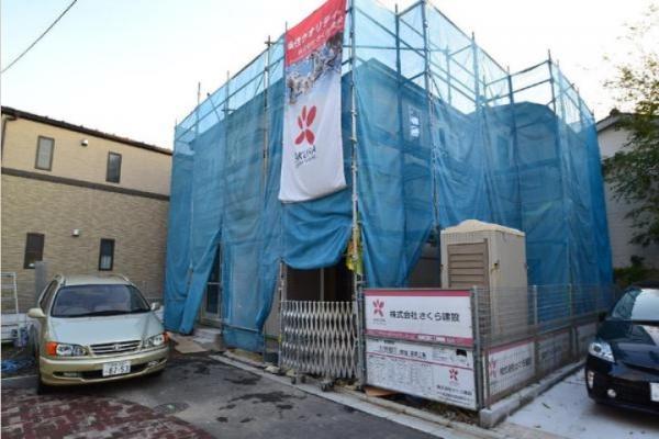 Local photos, including front road. Exterior Photos