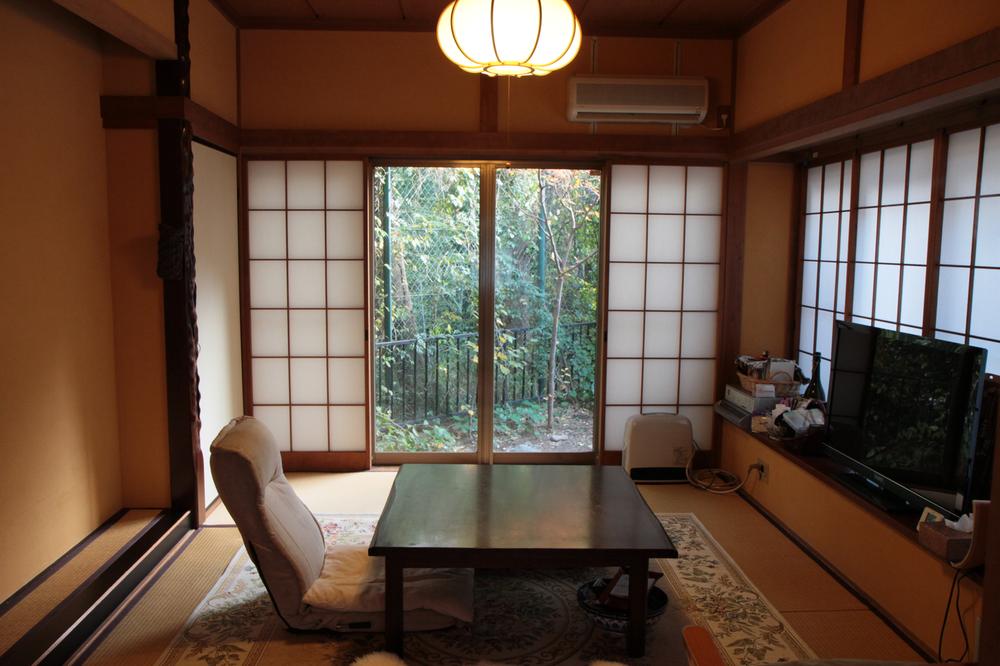 Other local. Local (11 May 2013) Shooting