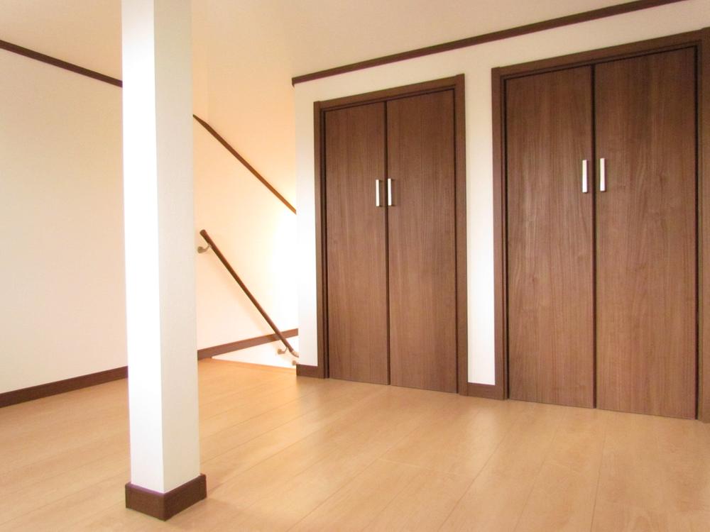 Receipt. Large attic storage