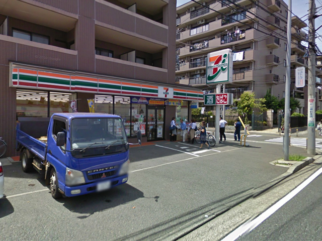 Convenience store. Eleven North Shin-Yokohama Station store up (convenience store) 210m