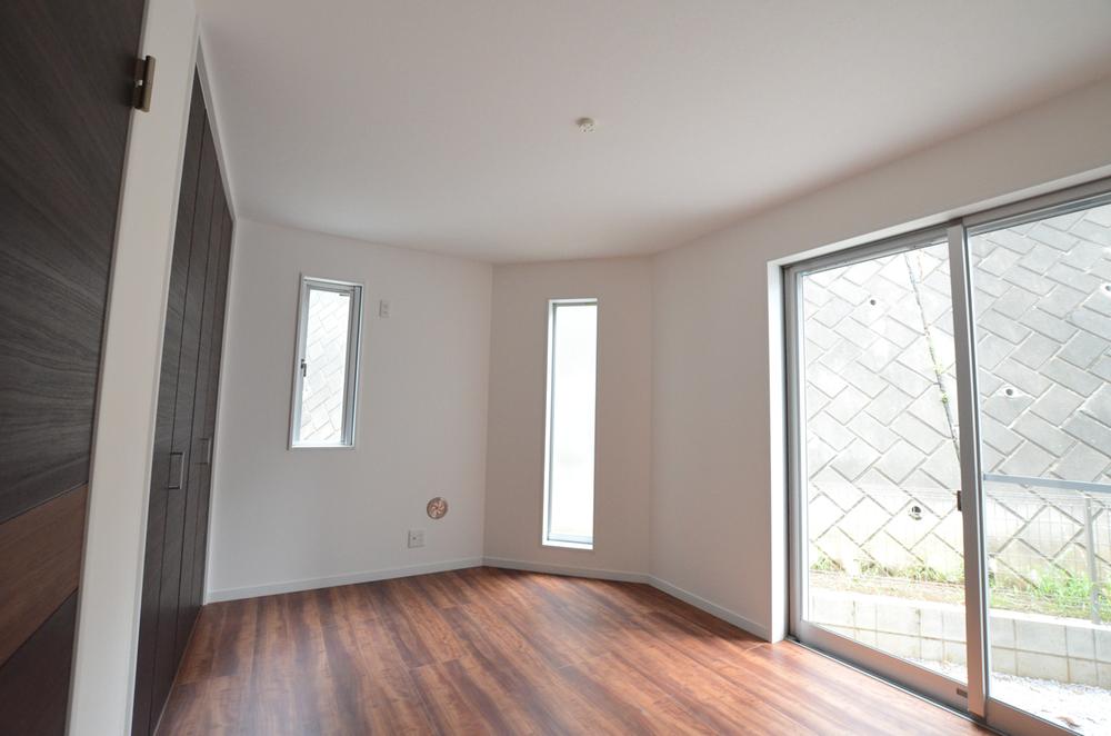 Same specifications photos (living). It will be in the same specification