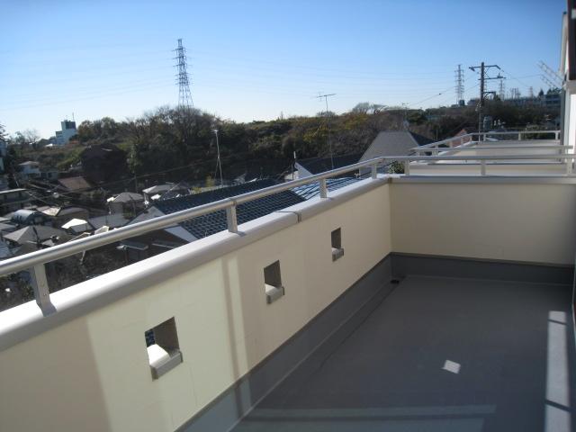 Balcony. Local (12 May 2013) Shooting