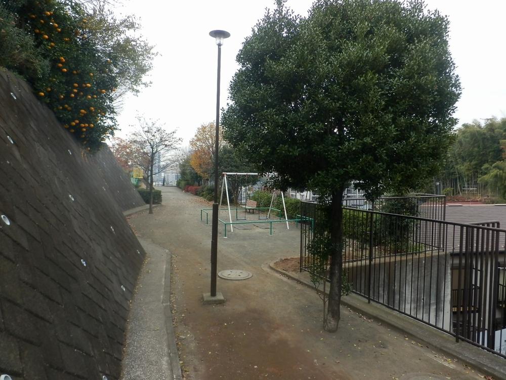 Other local. local ・ It is close to the park photo!