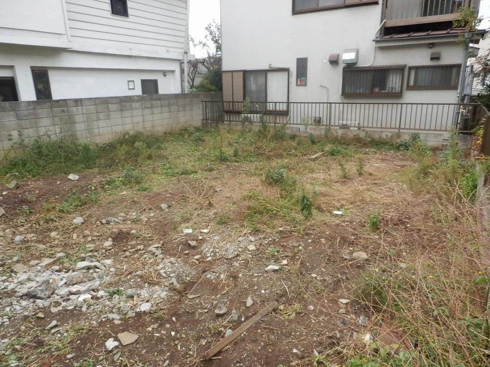 Local appearance photo. Local (11 May 2013) Shooting