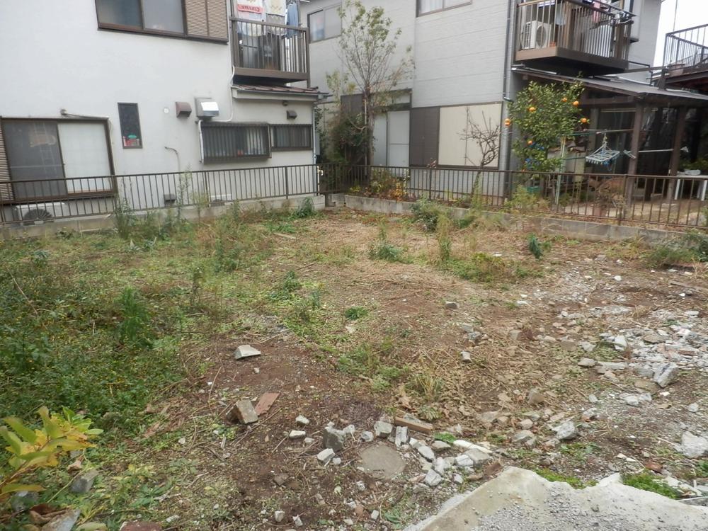 Local appearance photo. Local (11 May 2013) Shooting