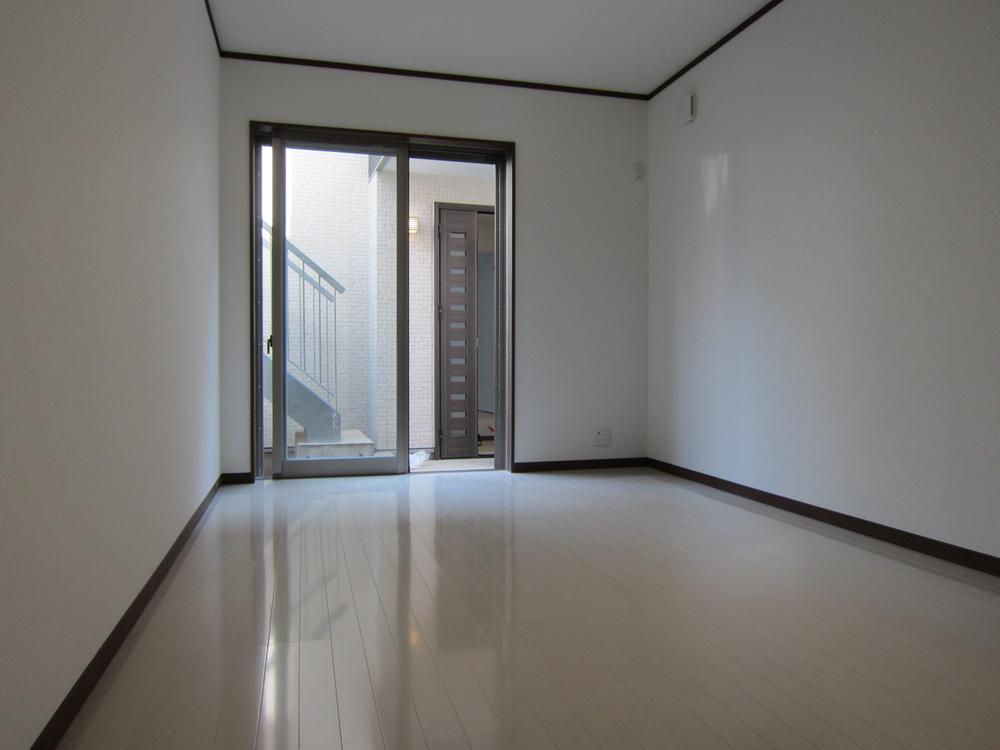 Non-living room. Building 2 (November 5, 2013) Shooting