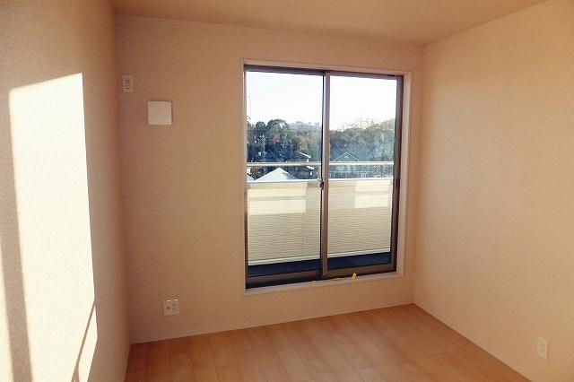 Non-living room. 1 Building Indoor (November 29, 2013) Shooting