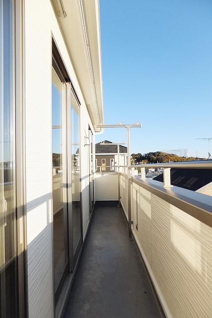 Balcony. 1 Building Indoor (November 29, 2013) Shooting