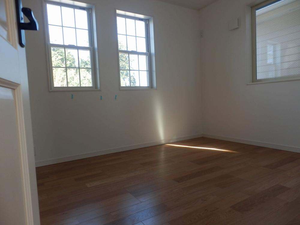 Non-living room. Indoor (2013 / 10 / 27 shooting) Western-style room is a picture.