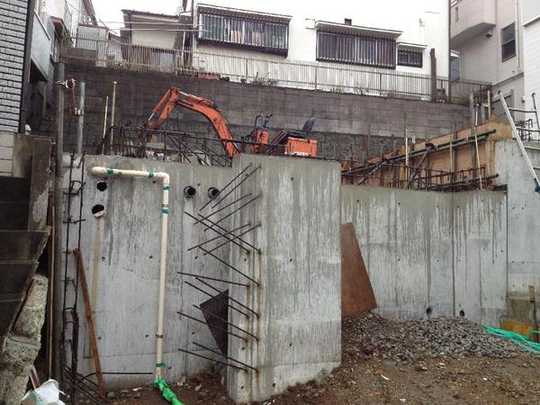 Local appearance photo. Local is a photo.