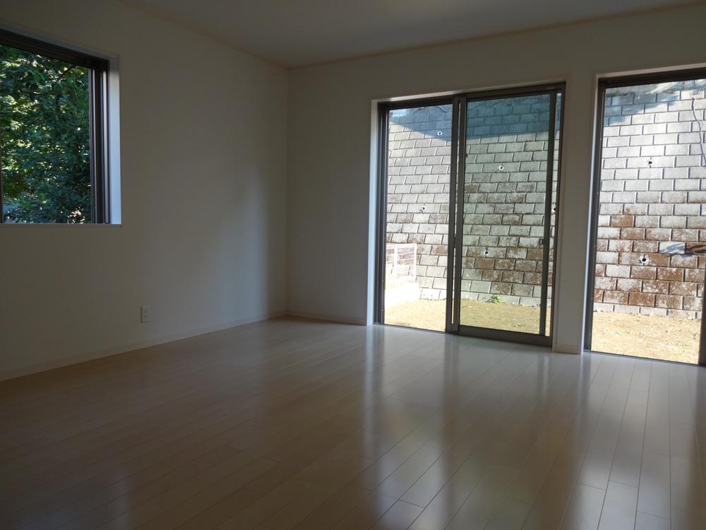 Living. South-facing living room is bright!