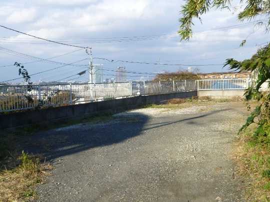 Local land photo. From south direction