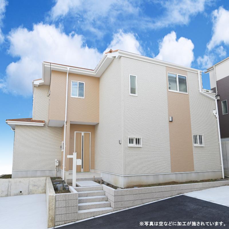 Local Photos / 7 Building