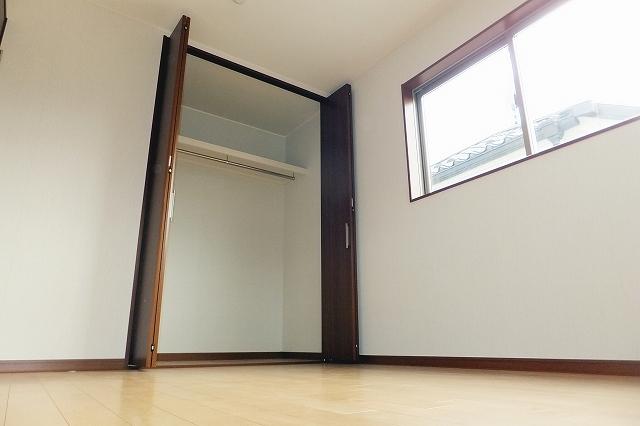 Receipt. A Building room (October 17, 2013) Shooting